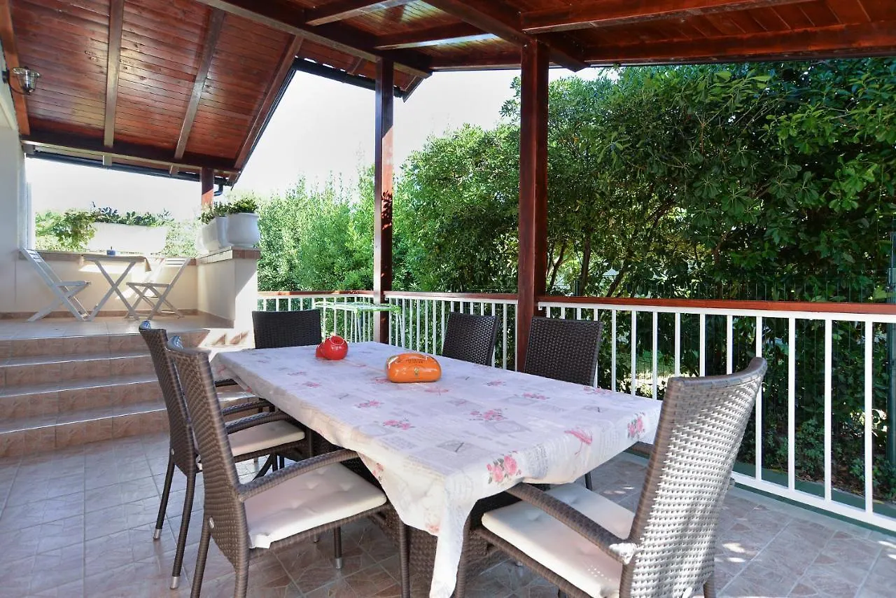 House Vlade 1219 Villa Premantura Hırvatistan