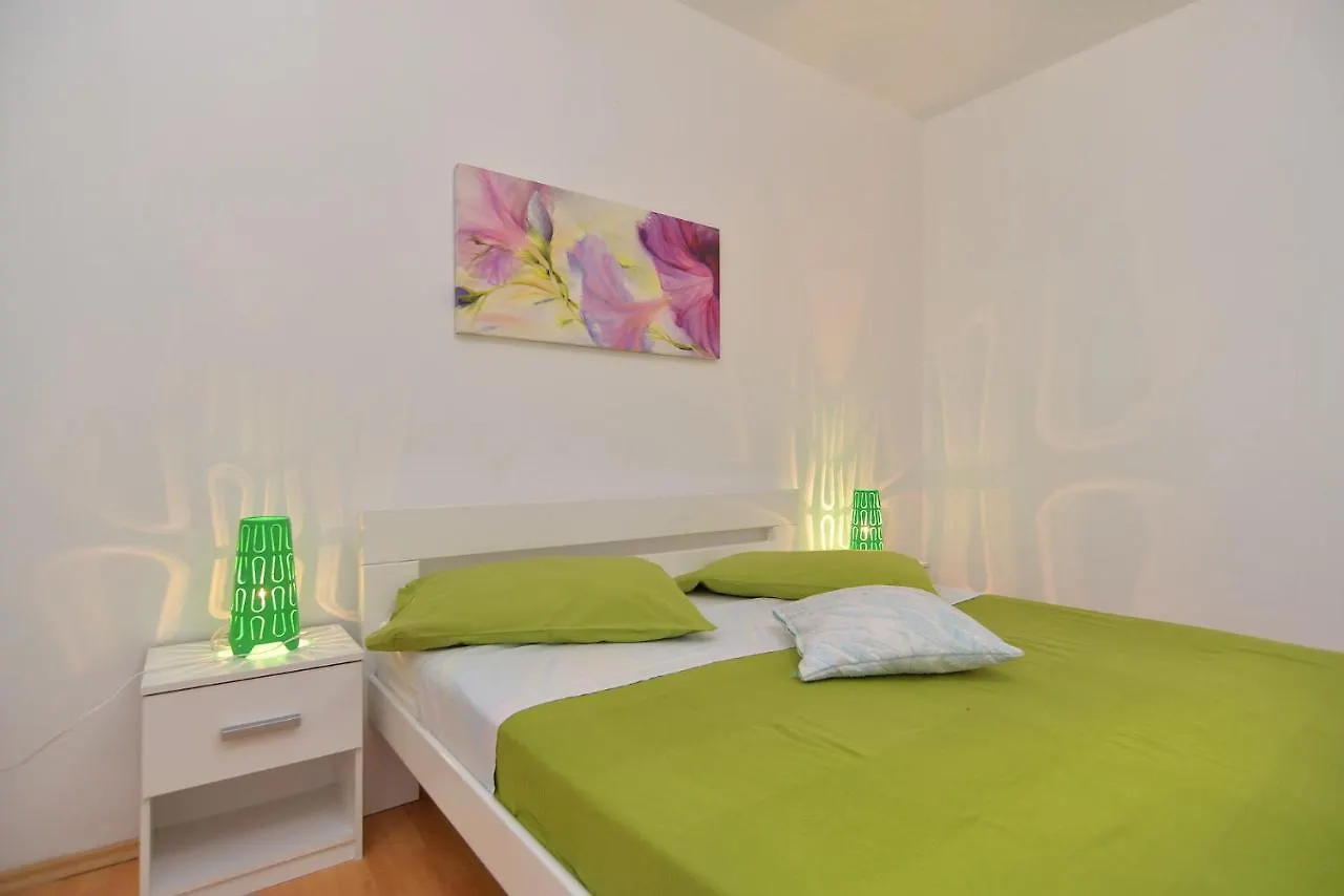 House Vlade 1219 Villa Premantura Hırvatistan